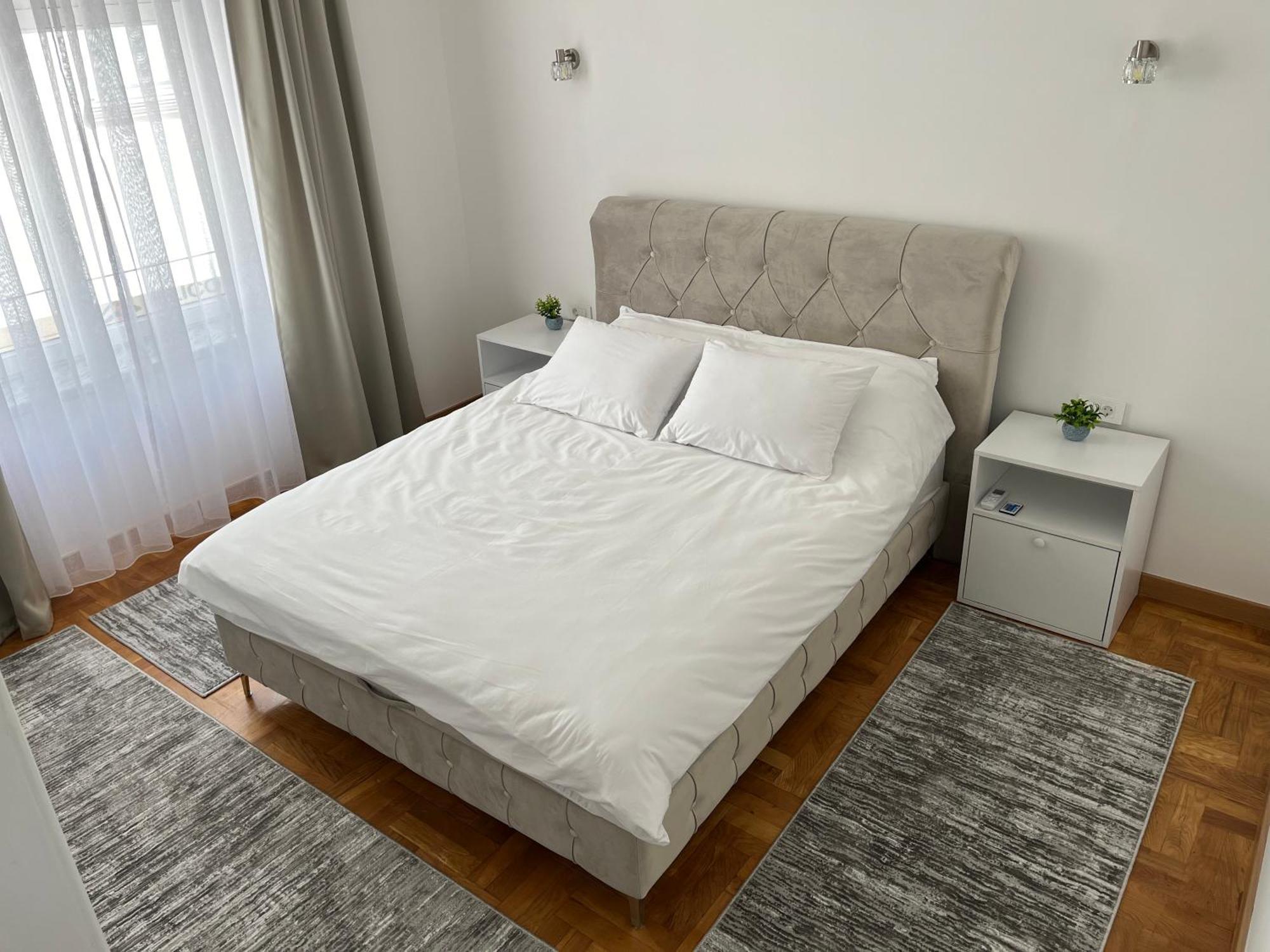 Sarajevo Luxury Apartment - 50 M From Old Sarajevo Clock Tower Exteriör bild