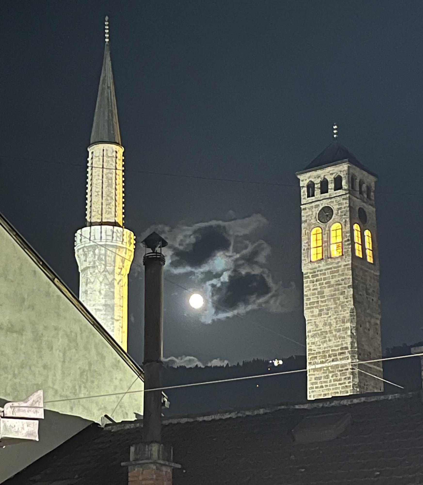 Sarajevo Luxury Apartment - 50 M From Old Sarajevo Clock Tower Exteriör bild